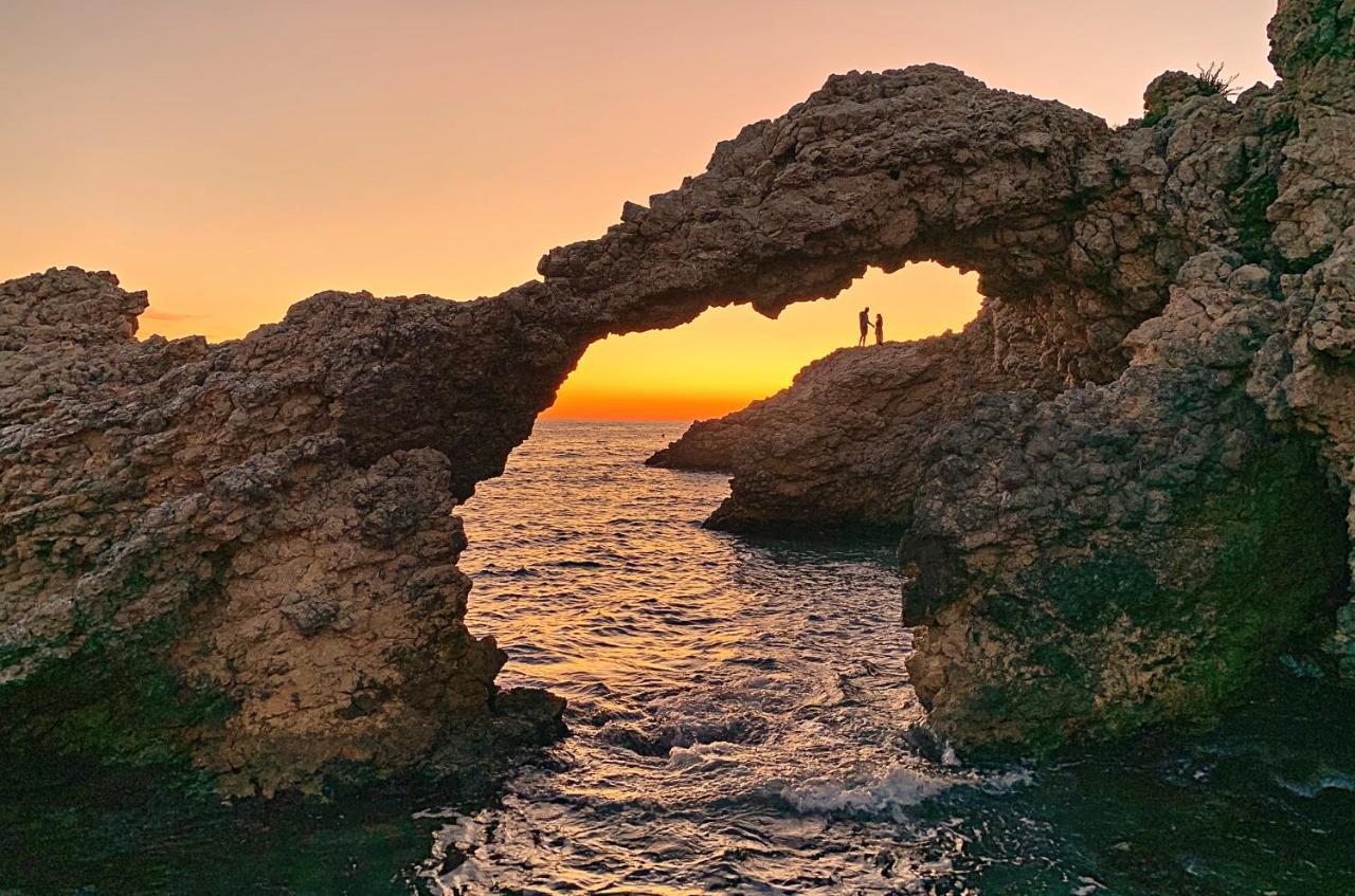 Lluisalbert L' Escala エクステリア 写真